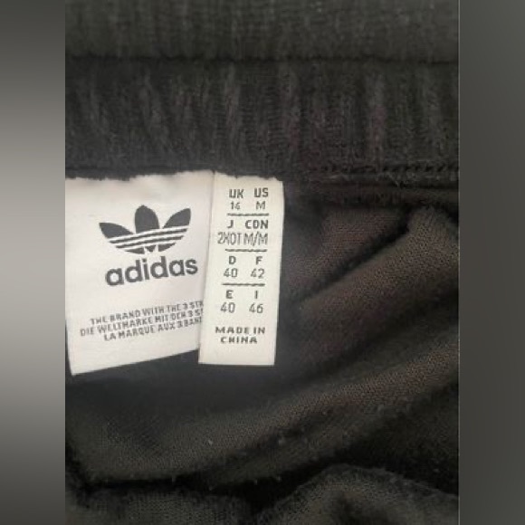 WMNS. Adidas Stylish, Velvet, Casual Sweat Pants. Excellent Condition! Medium. - Picture 3 of 3